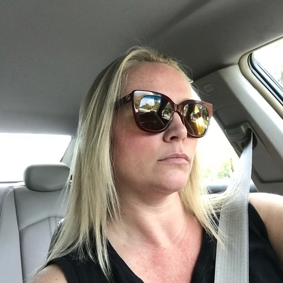 elizzie_83